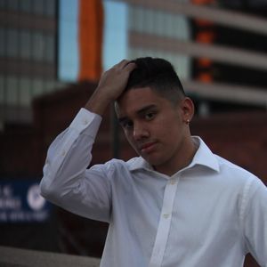 Meet your Posher, Halill